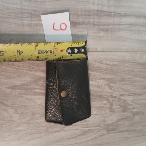 LOUIS VUITTON Key Case Monogram Beige Monogram Canvas Authentic - Picture 9 of 9